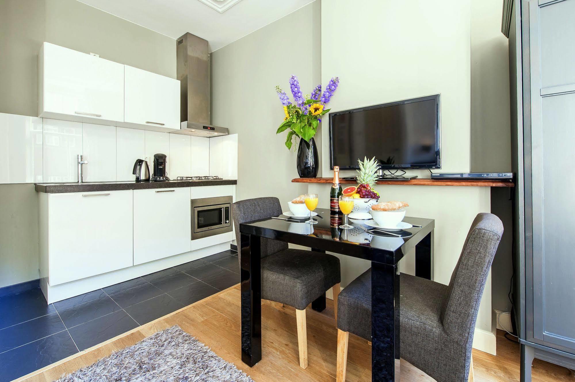 Plantage Hortus Apartments Амстердам Екстериор снимка